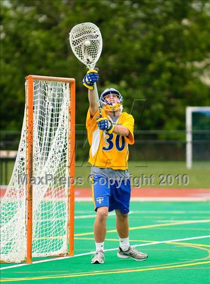 Thumbnail 1 in Irondequoit vs. Jamesville-DeWitt (NYSPHSAA Class B Semifinal) photogallery.