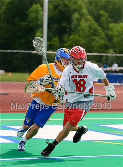 Thumbnail 3 in Irondequoit vs. Jamesville-DeWitt (NYSPHSAA Class B Semifinal) photogallery.