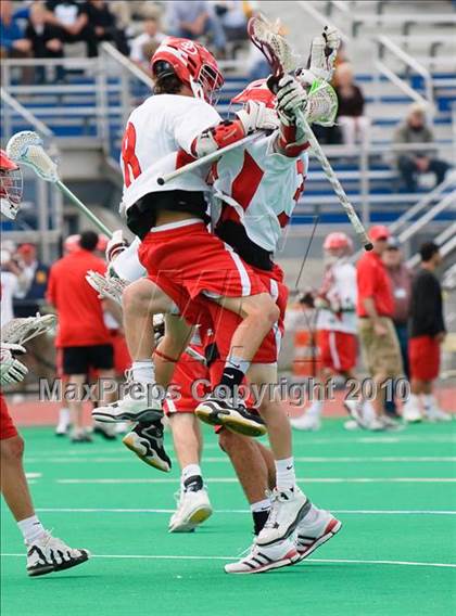 Thumbnail 2 in Irondequoit vs. Jamesville-DeWitt (NYSPHSAA Class B Semifinal) photogallery.