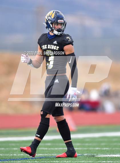 Thumbnail 3 in Palmer Ridge vs. Pine Creek (CHSAA 4A 1st Round Playoff) photogallery.