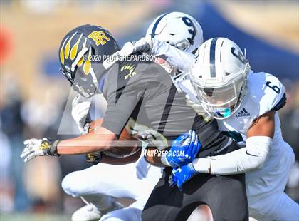 Thumbnail 3 in Palmer Ridge vs. Pine Creek (CHSAA 4A 1st Round Playoff) photogallery.