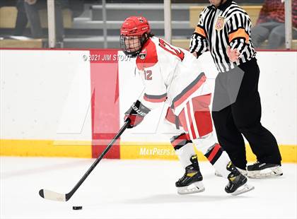 Thumbnail 2 in Tabor vs. Frederick Gunn (Avon Christmas Classic 3rd Place) photogallery.