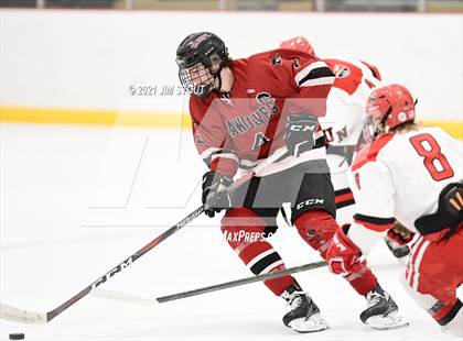 Thumbnail 1 in Tabor vs. Frederick Gunn (Avon Christmas Classic 3rd Place) photogallery.