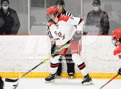 Thumbnail 1 in Tabor vs. Frederick Gunn (Avon Christmas Classic 3rd Place) photogallery.