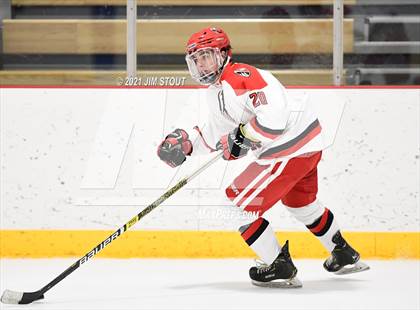 Thumbnail 3 in Tabor vs. Frederick Gunn (Avon Christmas Classic 3rd Place) photogallery.