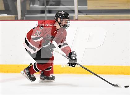 Thumbnail 1 in Tabor vs. Frederick Gunn (Avon Christmas Classic 3rd Place) photogallery.