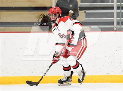Thumbnail 1 in Tabor vs. Frederick Gunn (Avon Christmas Classic 3rd Place) photogallery.