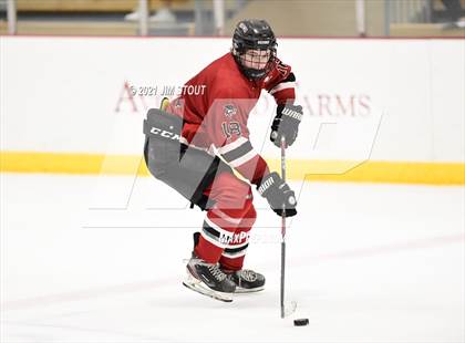 Thumbnail 1 in Tabor vs. Frederick Gunn (Avon Christmas Classic 3rd Place) photogallery.