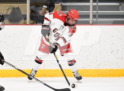 Thumbnail 2 in Tabor vs. Frederick Gunn (Avon Christmas Classic 3rd Place) photogallery.