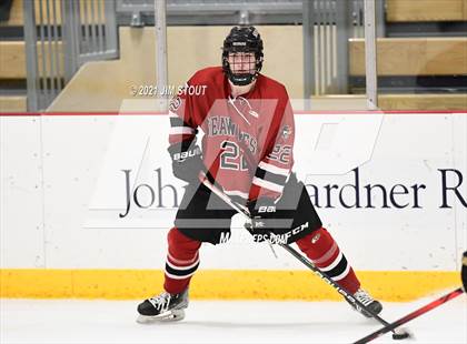 Thumbnail 3 in Tabor vs. Frederick Gunn (Avon Christmas Classic 3rd Place) photogallery.