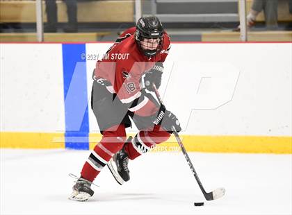 Thumbnail 3 in Tabor vs. Frederick Gunn (Avon Christmas Classic 3rd Place) photogallery.