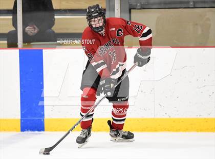 Thumbnail 3 in Tabor vs. Frederick Gunn (Avon Christmas Classic 3rd Place) photogallery.
