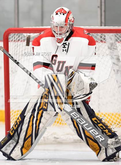Thumbnail 1 in Tabor vs. Frederick Gunn (Avon Christmas Classic 3rd Place) photogallery.