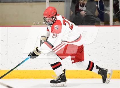 Thumbnail 1 in Tabor vs. Frederick Gunn (Avon Christmas Classic 3rd Place) photogallery.