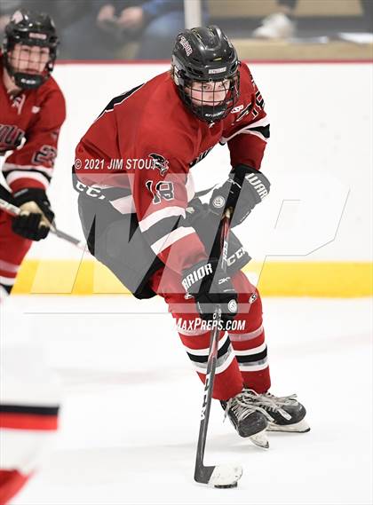 Thumbnail 1 in Tabor vs. Frederick Gunn (Avon Christmas Classic 3rd Place) photogallery.