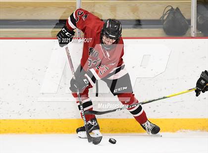 Thumbnail 3 in Tabor vs. Frederick Gunn (Avon Christmas Classic 3rd Place) photogallery.