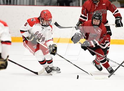 Thumbnail 3 in Tabor vs. Frederick Gunn (Avon Christmas Classic 3rd Place) photogallery.