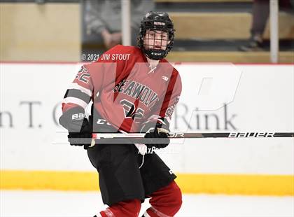 Thumbnail 2 in Tabor vs. Frederick Gunn (Avon Christmas Classic 3rd Place) photogallery.
