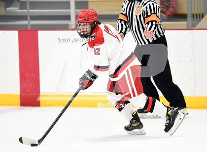 Thumbnail 3 in Tabor vs. Frederick Gunn (Avon Christmas Classic 3rd Place) photogallery.
