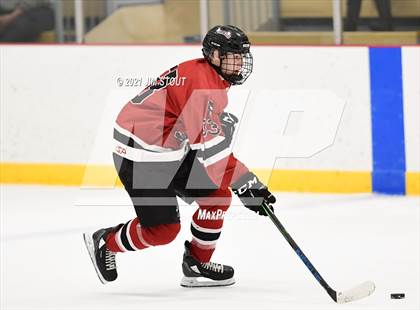 Thumbnail 3 in Tabor vs. Frederick Gunn (Avon Christmas Classic 3rd Place) photogallery.