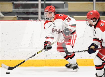 Thumbnail 3 in Tabor vs. Frederick Gunn (Avon Christmas Classic 3rd Place) photogallery.