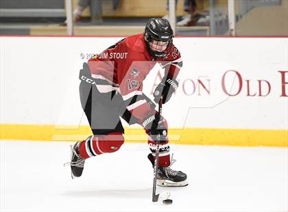 Thumbnail 2 in Tabor vs. Frederick Gunn (Avon Christmas Classic 3rd Place) photogallery.