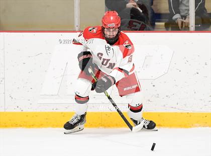Thumbnail 3 in Tabor vs. Frederick Gunn (Avon Christmas Classic 3rd Place) photogallery.