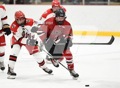 Thumbnail 2 in Tabor vs. Frederick Gunn (Avon Christmas Classic 3rd Place) photogallery.