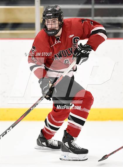 Thumbnail 1 in Tabor vs. Frederick Gunn (Avon Christmas Classic 3rd Place) photogallery.