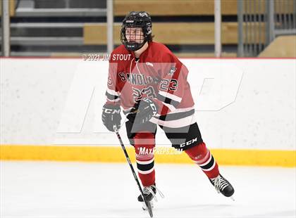 Thumbnail 1 in Tabor vs. Frederick Gunn (Avon Christmas Classic 3rd Place) photogallery.