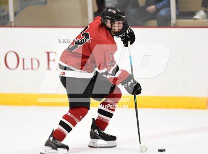 Thumbnail 2 in Tabor vs. Frederick Gunn (Avon Christmas Classic 3rd Place) photogallery.