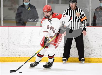 Thumbnail 3 in Tabor vs. Frederick Gunn (Avon Christmas Classic 3rd Place) photogallery.