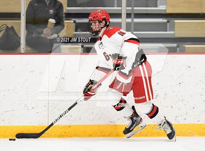Thumbnail 1 in Tabor vs. Frederick Gunn (Avon Christmas Classic 3rd Place) photogallery.