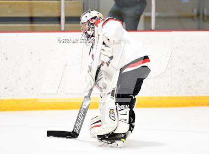 Thumbnail 1 in Tabor vs. Frederick Gunn (Avon Christmas Classic 3rd Place) photogallery.
