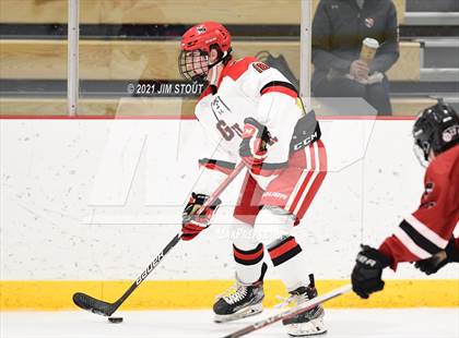 Thumbnail 3 in Tabor vs. Frederick Gunn (Avon Christmas Classic 3rd Place) photogallery.