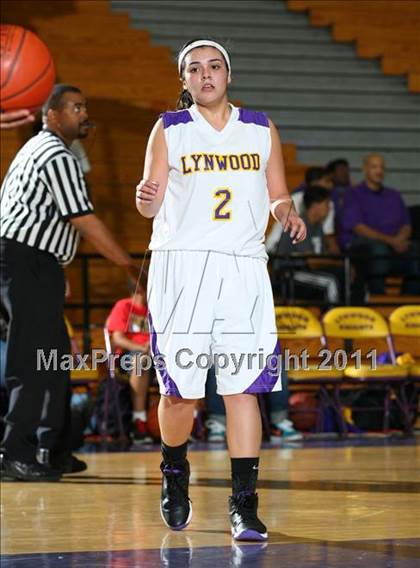 Thumbnail 1 in Paramount @ Lynwood photogallery.