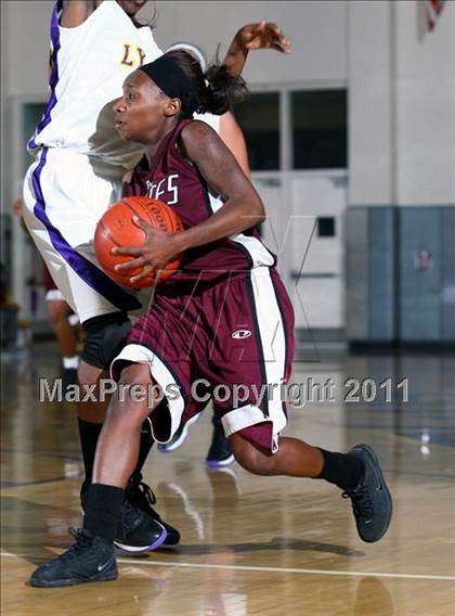 Thumbnail 2 in Paramount @ Lynwood photogallery.