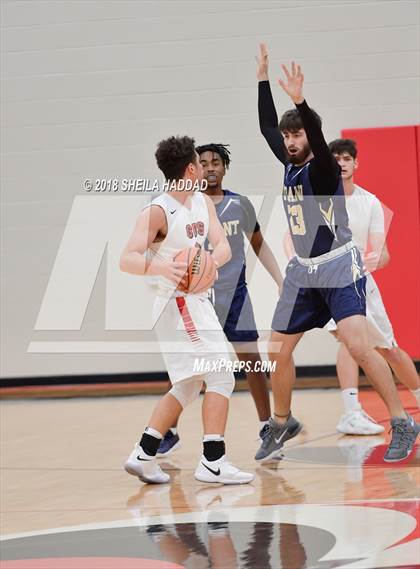 Thumbnail 1 in Durant vs. Carrollwood Day (Prep Hoop Sun Bash) photogallery.