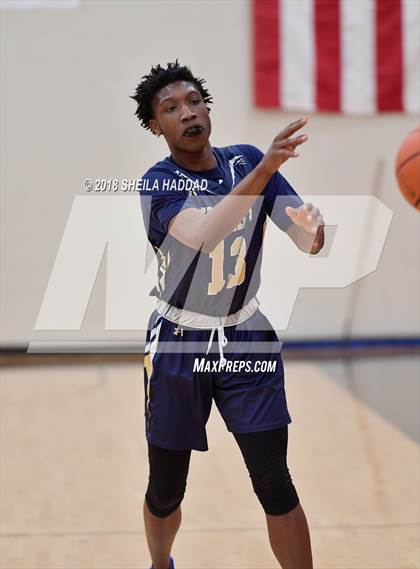 Thumbnail 1 in Durant vs. Carrollwood Day (Prep Hoop Sun Bash) photogallery.