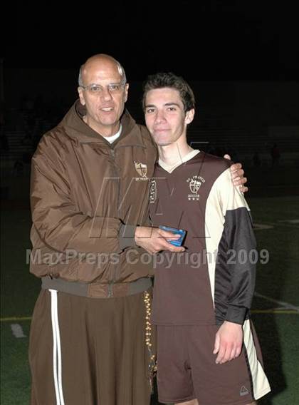 Thumbnail 3 in St. Francis vs. Cathedral (CIF D2 SoCal Regional Final) photogallery.
