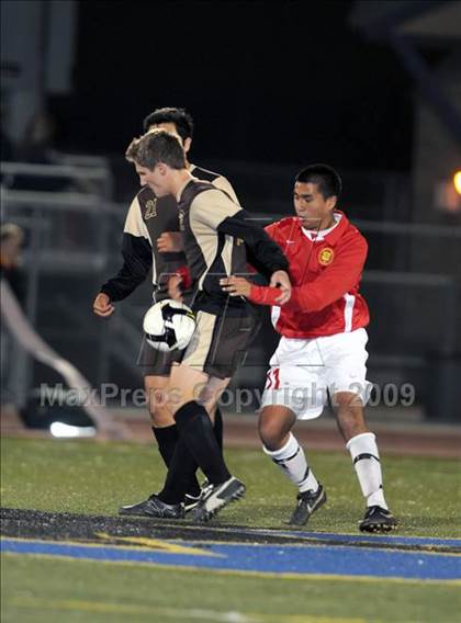 Thumbnail 3 in St. Francis vs. Cathedral (CIF D2 SoCal Regional Final) photogallery.