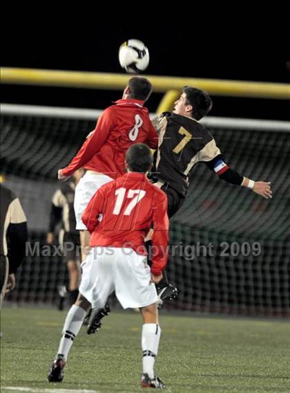 Thumbnail 2 in St. Francis vs. Cathedral (CIF D2 SoCal Regional Final) photogallery.