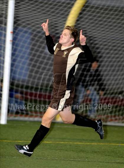 Thumbnail 1 in St. Francis vs. Cathedral (CIF D2 SoCal Regional Final) photogallery.