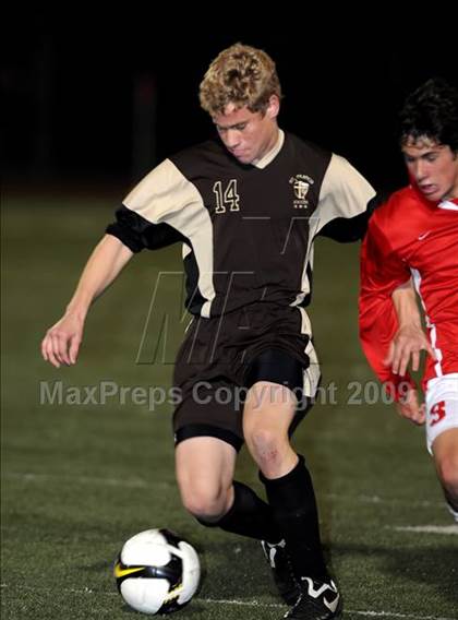 Thumbnail 3 in St. Francis vs. Cathedral (CIF D2 SoCal Regional Final) photogallery.