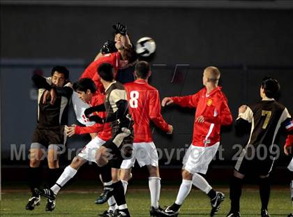 Thumbnail 3 in St. Francis vs. Cathedral (CIF D2 SoCal Regional Final) photogallery.