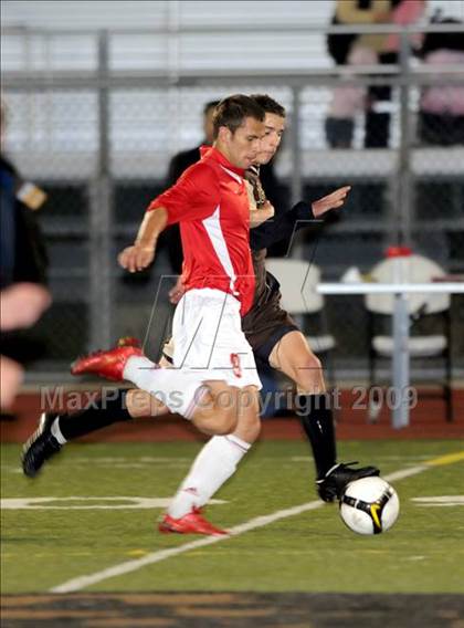 Thumbnail 1 in St. Francis vs. Cathedral (CIF D2 SoCal Regional Final) photogallery.
