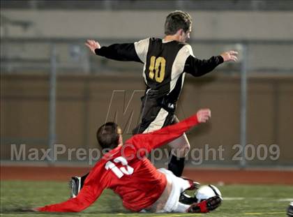 Thumbnail 3 in St. Francis vs. Cathedral (CIF D2 SoCal Regional Final) photogallery.