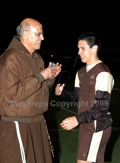 Thumbnail 3 in St. Francis vs. Cathedral (CIF D2 SoCal Regional Final) photogallery.