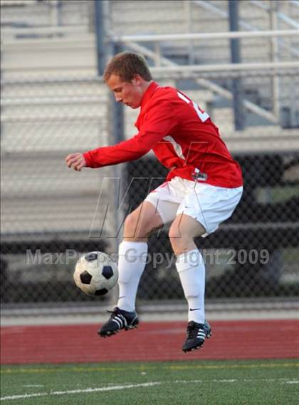 Thumbnail 3 in St. Francis vs. Cathedral (CIF D2 SoCal Regional Final) photogallery.