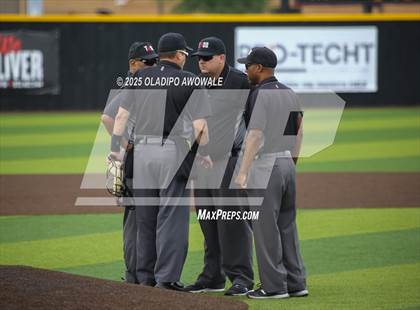 Thumbnail 2 in Dallas Jesuit vs. Marcus (UIL 6A Baseball Area Playoffs Game III) photogallery.
